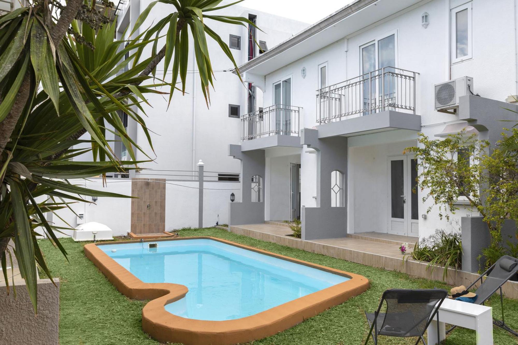 Amis Apartments Bain Boeuf Exteriör bild